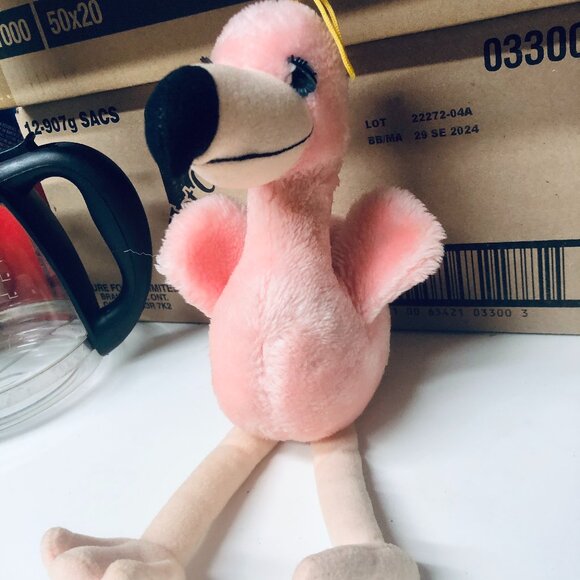 🦩1987 Vintage Russ Laverne Flamingo Plush 8" Pink Stuffed Animal Toy made Korea - Picture 1 of 3